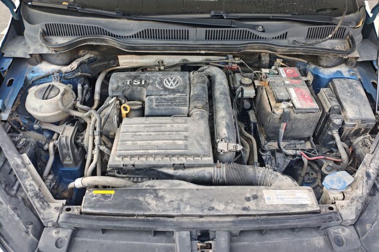 大众 高尔夫·嘉旅 2018款 230TSI 自动进取型机舱底盘24