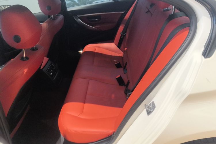 宝马3系 2019款 320i M运动曜夜版中控内饰7004