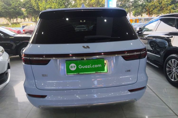 理想汽车 理想ONE 2021款 增程6座版车身外观6004