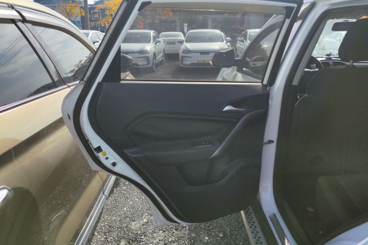 名爵 锐腾 2015款 1.5TGI 手动精英版中控内饰7008