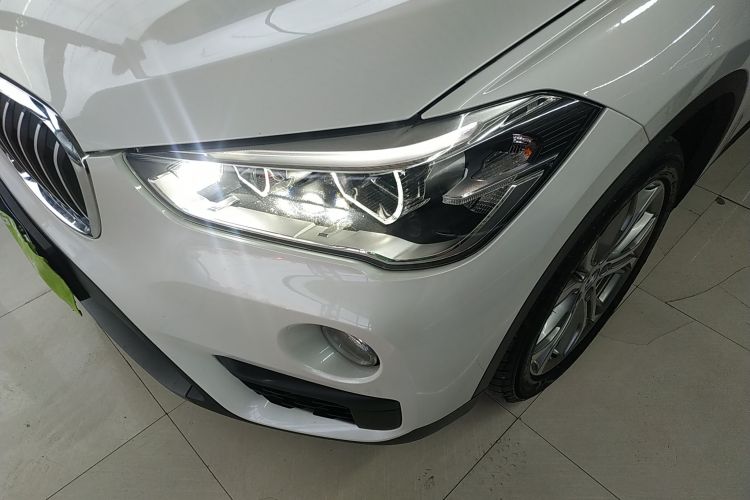 宝马X1 2018款 sDrive20Li 领先型车身外观36