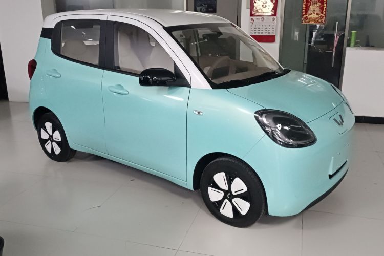 五菱汽车 宏光MINIEV 2025款 四门版 臻享+款车身外观3