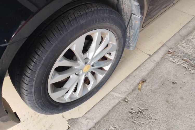 吉利汽车 远景 2016款 1.5L 自动幸福版车身外观6007