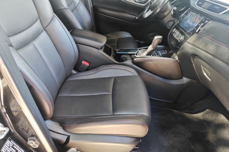 日产 逍客 2021款 2.0L CVT豪华版局部细节41