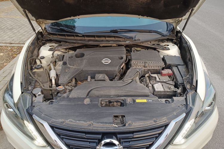 日产 天籁 2016款 2.5L XL-UpperNAVI Tech 智尊版机舱底盘24