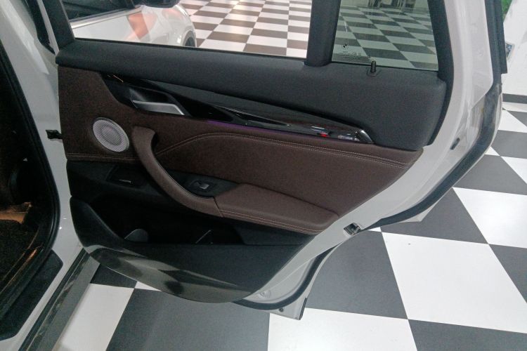 宝马X1 2022款 sDrive25Li 领先型中控内饰45