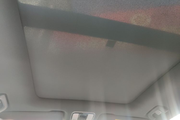 理想汽车 理想ONE 2021款 增程6座版中控内饰22