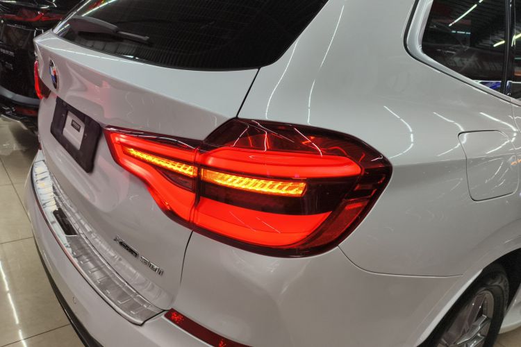 宝马X3 2021款 改款 xDrive28i M运动套装车身外观6006