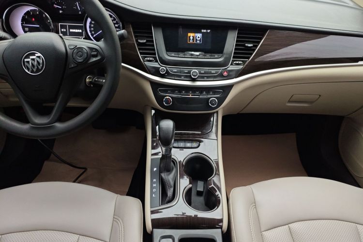 别克 威朗 2018款 三厢 15S 自动进取型中控内饰18