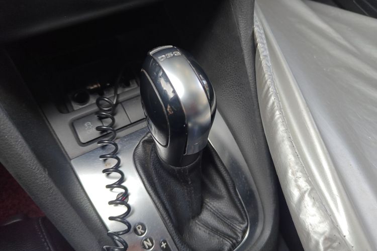 大众 高尔夫 2012款 1.6 自动时尚型中控内饰18