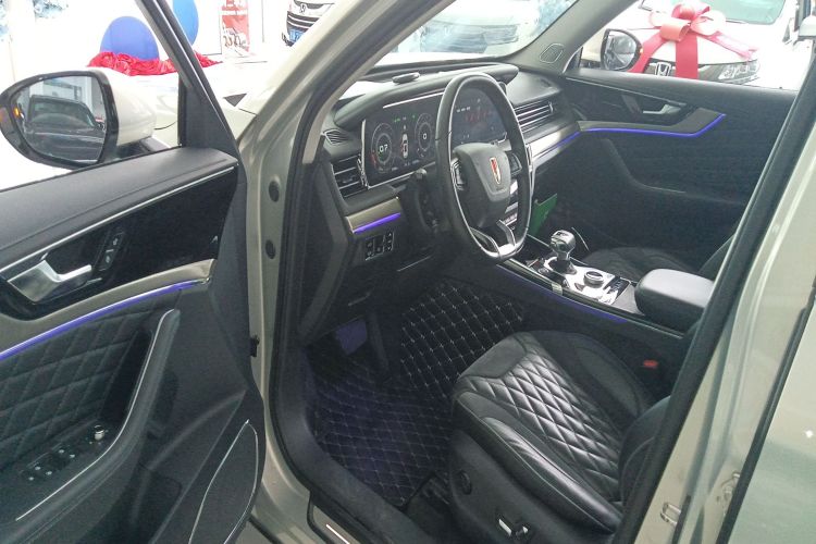 红旗HS5 2019款 2.0T 智联旗享版中控内饰20