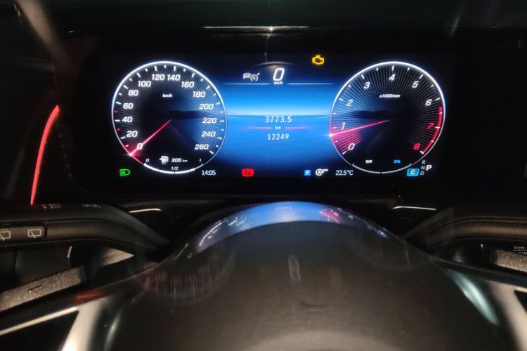 奔驰GLB 2024款 GLB 220 动感型中控内饰14