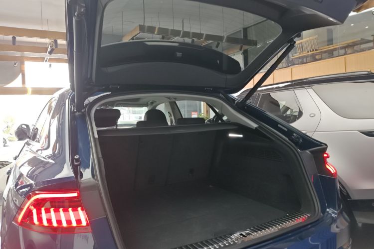 奥迪Q8 2021款 55 TFSI 豪华动感型局部细节23