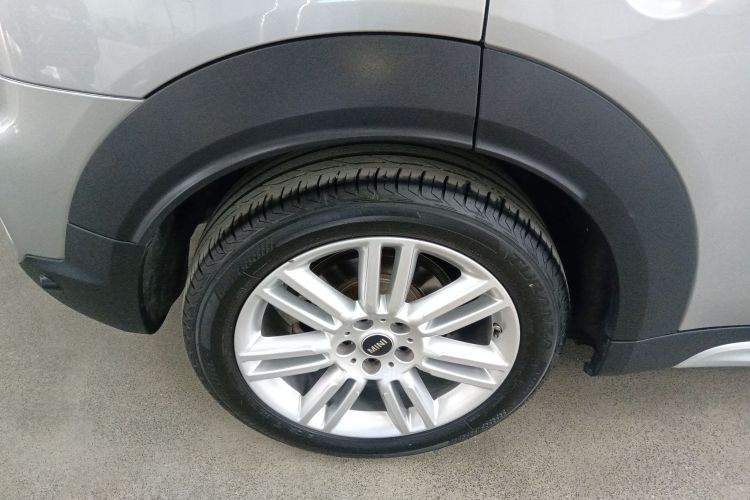 MINI Countryman 2023款 改款 1.5T COOPER ALL4 鉴赏家车身外观6002