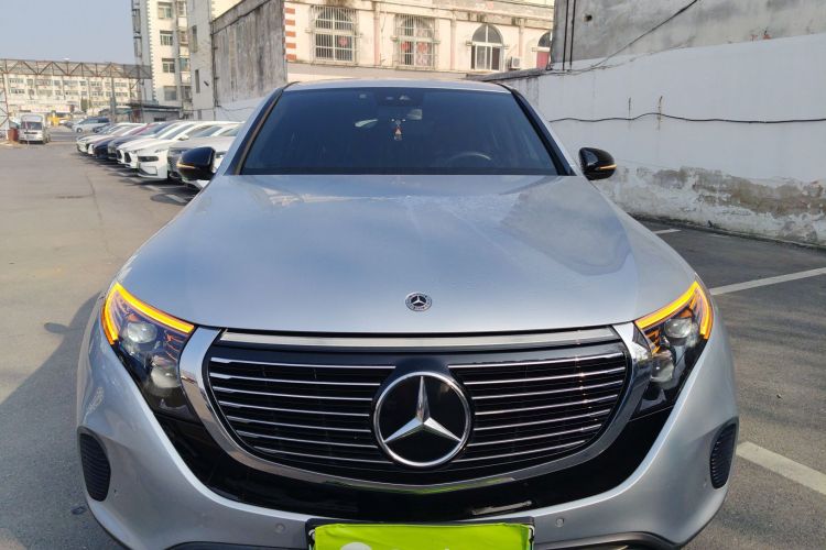 奔驰EQC 2021款 EQC 350 4MATIC车身外观2