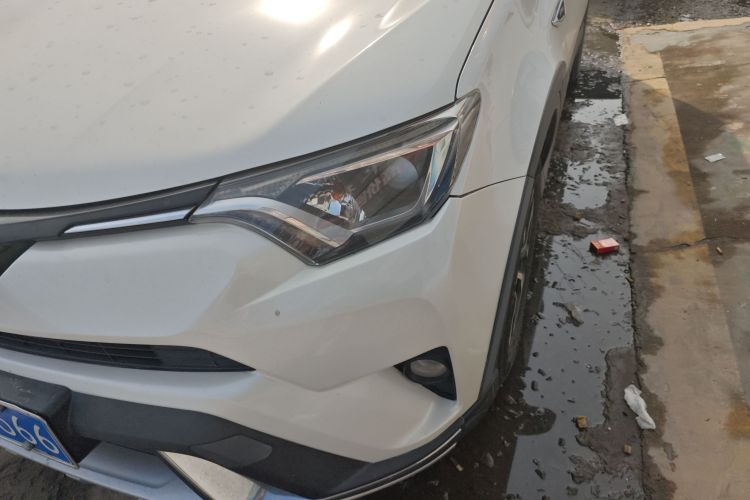 丰田 RAV4荣放 2018款 2.0L CVT两驱风尚X版局部细节36