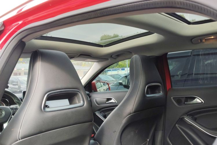 奔驰GLA 2015款 GLA 200 时尚型中控内饰22