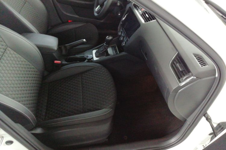 斯柯达 明锐 2020款 1.5L 自动智行豪华版局部细节41