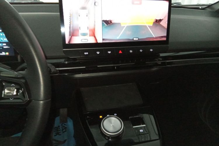 名爵 MG4 EV 2023款 415km 出海冠军版中控内饰16