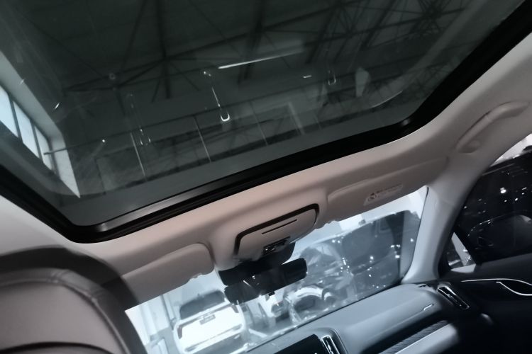 红旗HS3 PHEV 2024款 PHEV 115km 劲为版中控内饰22