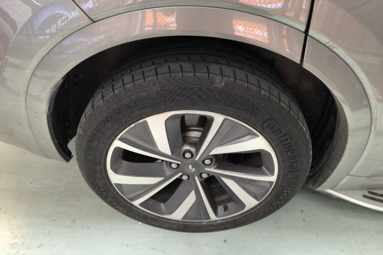 理想汽车 理想ONE 2021款 增程6座版车身外观6002