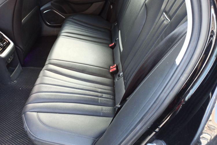 红旗H5 2023款 1.5T DCT智联旗韵版中控内饰21