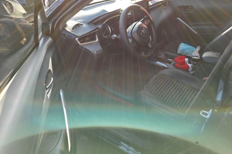 丰田 卡罗拉锐放 2022款 2.0L 先锋版中控内饰20