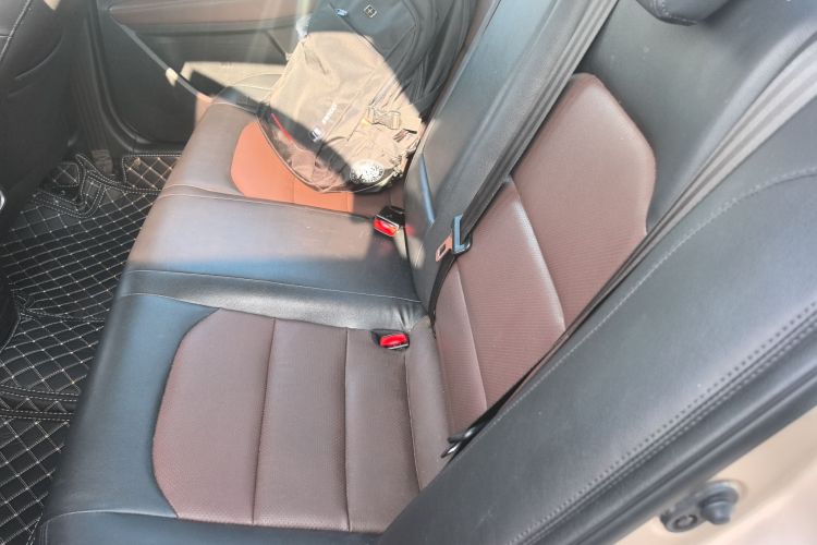 吉利汽车 远景 2018款 1.5L 自动幸福版中控内饰7004