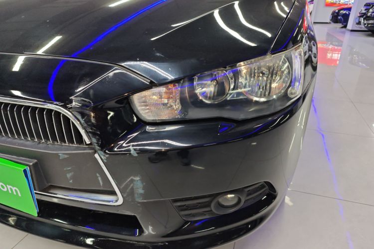 三菱 翼神 2013款 时尚版 1.8L CVT舒适型局部细节36