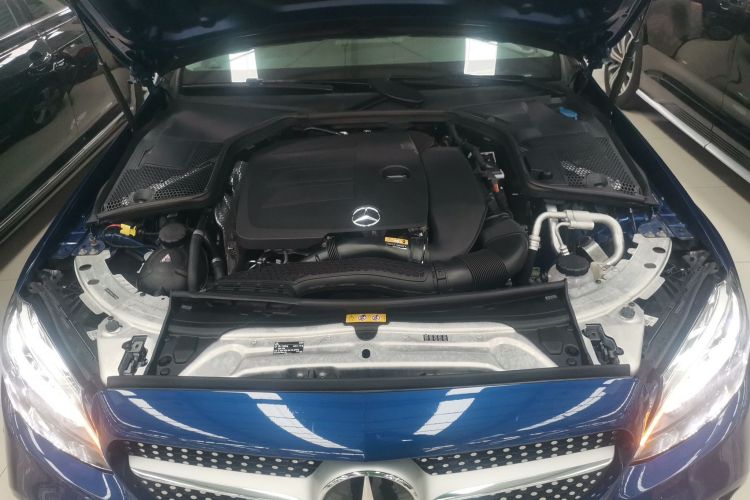 奔驰C级 2020款 改款 C 260 L 运动版局部细节24