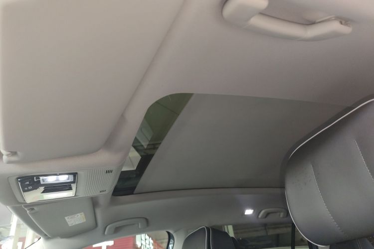 大众 途昂 2023款 530 V6 四驱尊崇旗舰版局部细节22