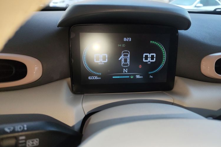 零跑汽车 零跑T03 2023款 310轻享版中控内饰14