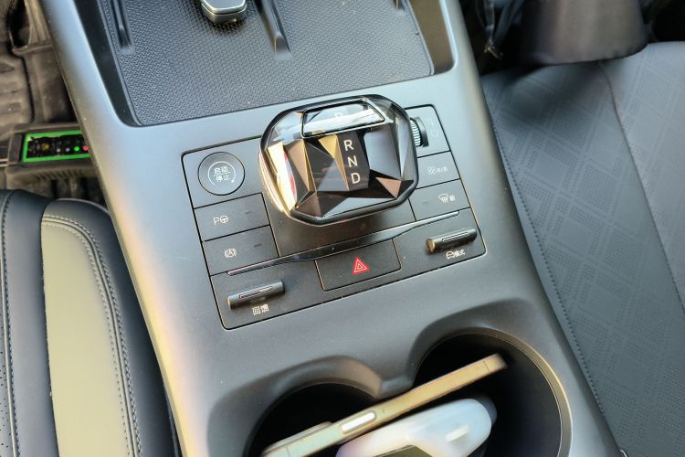 比亚迪 秦PLUS 2025款 EV 智驾版 420KM领先型中控内饰18