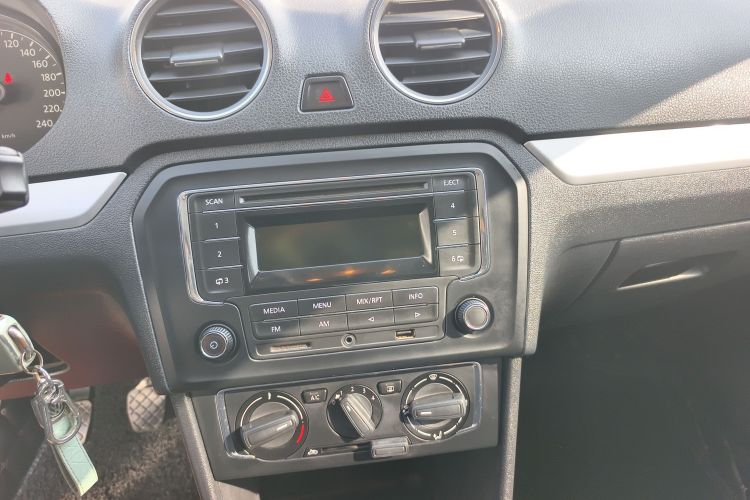 大众 捷达 2013款 1.6L 手动舒适型局部细节16