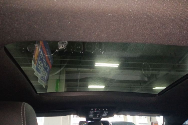 奔驰A级 2020款 改款 A 200 L 运动轿车时尚型中控内饰22