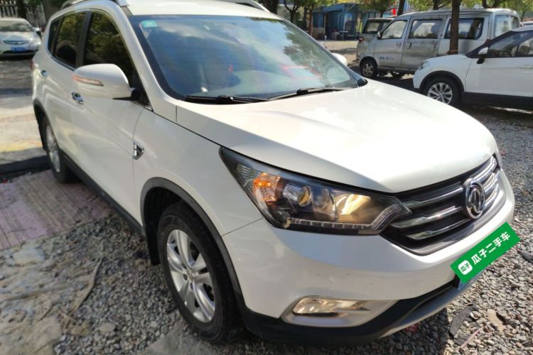 东风风神AX7 2015款 2.0L 自动智悦型车身外观3