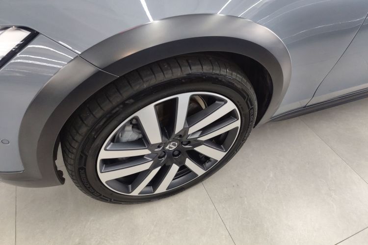 沃尔沃V90 2022款 Cross Country B5 AWD 智尊版车身外观6007