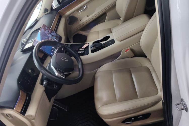 鸿蒙智行 问界M5 2023款 纯电后驱智驾版中控内饰19