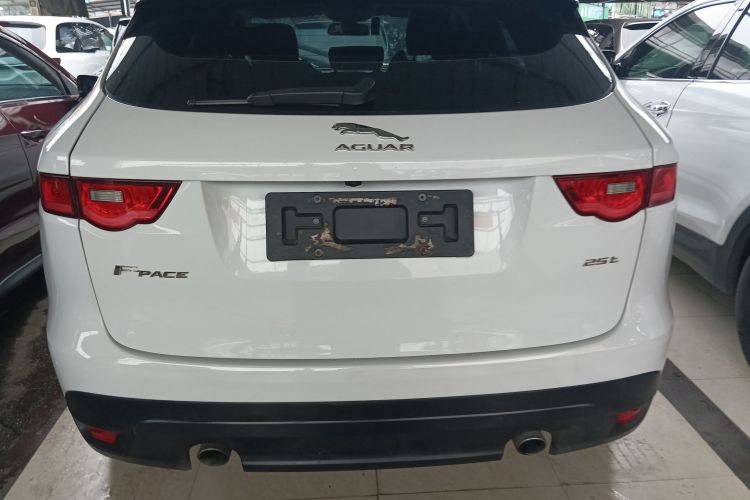 捷豹F-PACE 2016款 2.0T 两驱R-Sport运动版车身外观6004