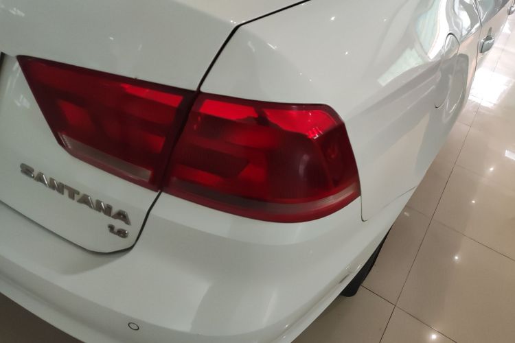 大众 桑塔纳 2015款 1.6L 自动舒适版车身外观9