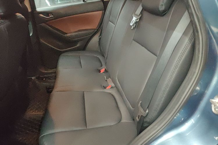 马自达CX-5 2015款 2.0L 手动两驱舒适型中控内饰7004