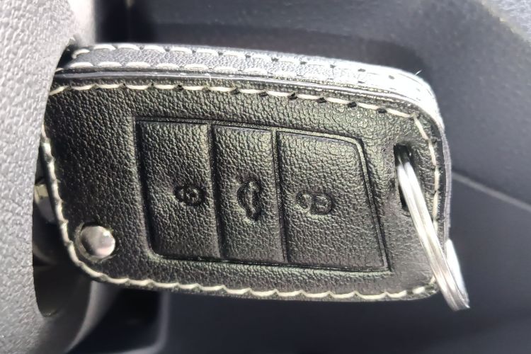 大众 朗逸 2025款 新锐 1.5L 出众新逸版中控内饰11