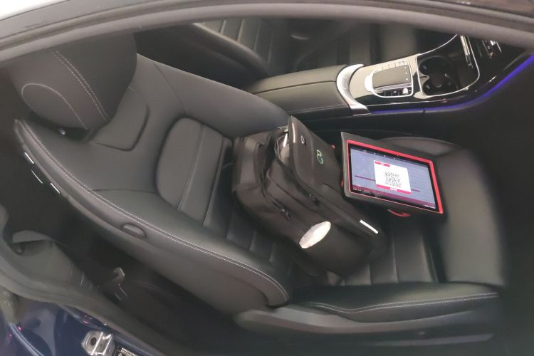 奔驰C级(进口) 2018款 C 200 轿跑车局部细节41