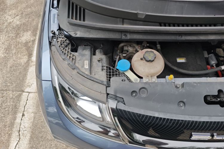 比亚迪 海豚 2023款 401km 骑士版局部细节9006