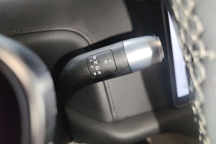 理想汽车 理想L9 2022款 Max中控内饰18