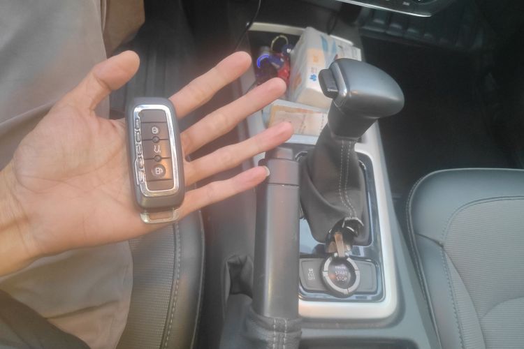 观致3 2016款 都市SUV 1.6T 自动致悦型中控内饰11