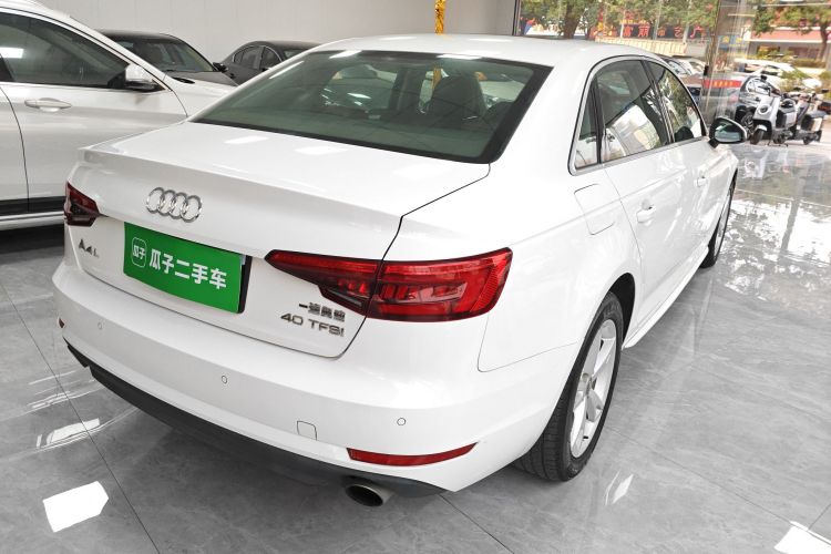 奥迪A4L 2017款 40 TFSI 时尚型车身外观7