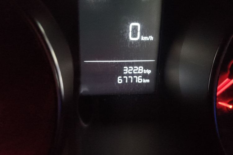 大众 高尔夫·嘉旅 2016款 1.6L 自动舒适型中控内饰15