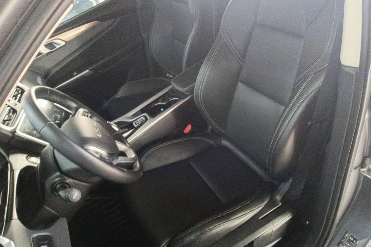 领克01 2020款 2.0T 两驱纯Pro版 国VI中控内饰19