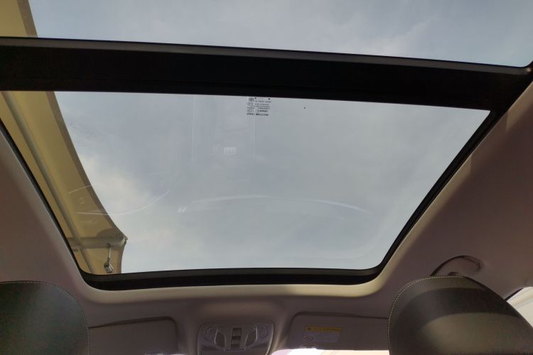 荣威RX5 MAX 2022款 1.5T 自动有为豪华版中控内饰22